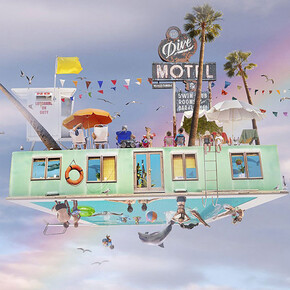 Kate Harrold, The pool house. Courtesy of Jackson Junge Gallery 