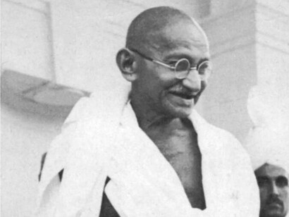 Mohandas Karamchand Gandhi in India addressing his countrymen