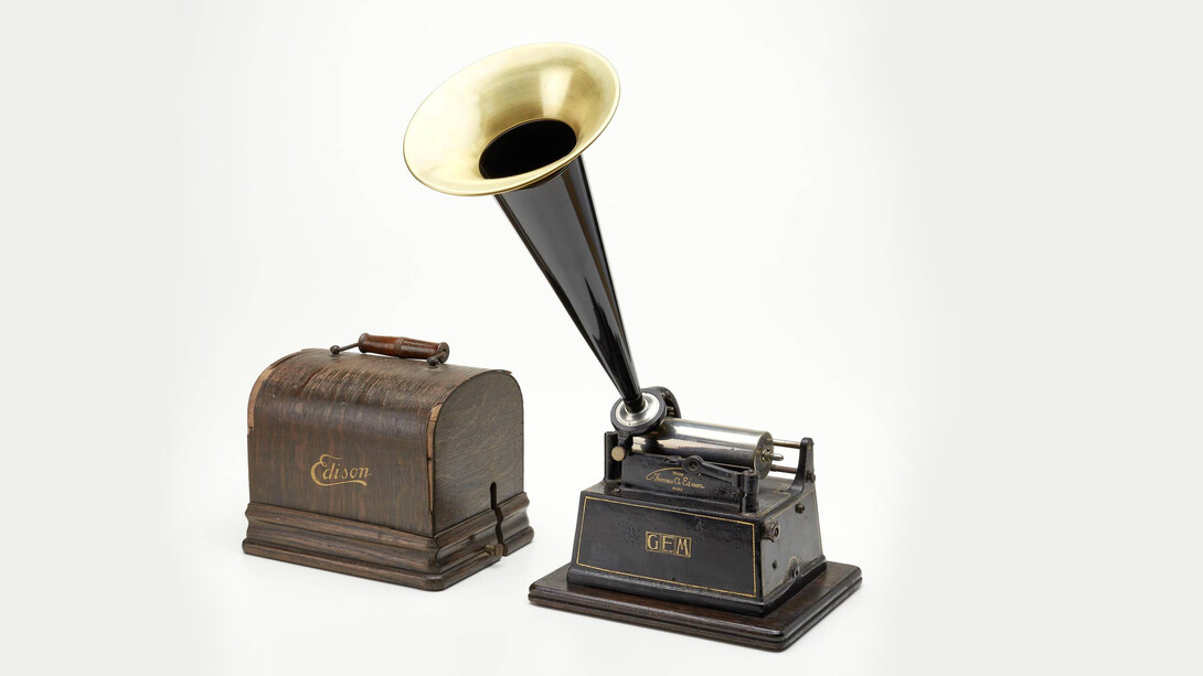 Silent Night 200. Courtesy of Salzburg Museum