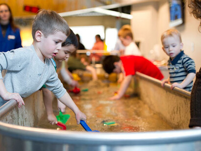 Erosion Table. Courtesy of Science Nord