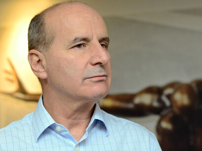 José María Figueres fue ministro de Comercio Exterior de 1986 a 1988, ministro de Agricultura y Ganadería de 1989 a 1990 durante la administración Arias Sánchez