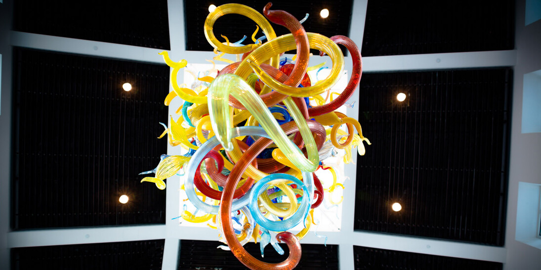 MOCA's Dale Chihuly, Mille Colori, 2003.
