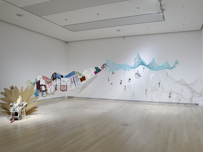 Various artists, Golden repair, exhibition view. Courtesy of Ludwig Museum. Photo by József Rosta © Ludwig Museum – Museum of Contemporary Art