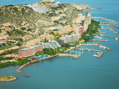 Puerto la Cruz, Venezuela. Vista aérea del litoral