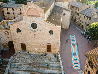 Induction Chromatique Walkway,the artist and Galleria Continua, photo by David Pistolesi