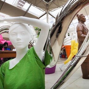 Matthew Darbyshire, IP, Hoog Catherijne, Utrecht , 2013, Courtesy Hoog Catherijne, Utrecht