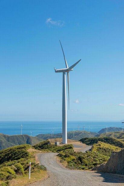 Estratégias de reutilização contribuem para a redução da dependência de recursos finitos, alinhando-se com os objetivos da economia circular