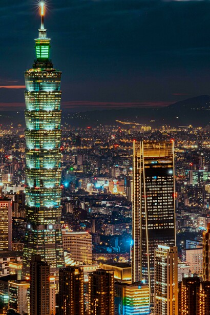 Educação superficial enfatiza memorização em detrimento do pensamento crítico