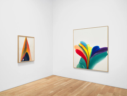 Paul Jenkins, exhibition view. Courtesy of Timothy Taylor