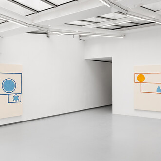 Exhbition view « City Housing », Solo show by Stephen Felton. Courtesy Valentin, Paris / © Grégory Copitet