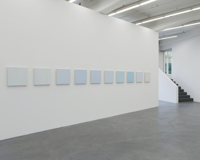 Marcia Hafif, Exhibition view. Courtesy of Kunsthaus Baselland 