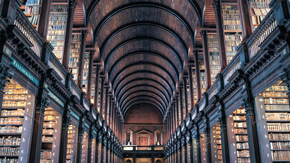 Il fondamento di ogni guerra si origina proprio attraverso un vero e proprio attacco alla cultura e alle sue istituzioni