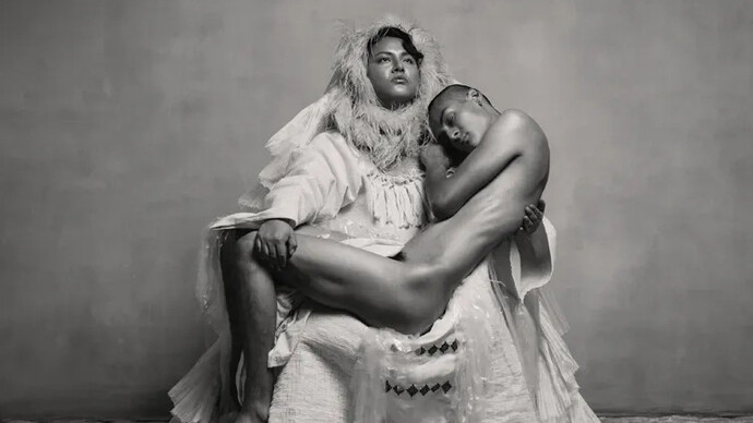 Pieter Henket, La madre, from the series Birds of Mexico city (detail), 2021. Courtesy of Bildhalle Gallery