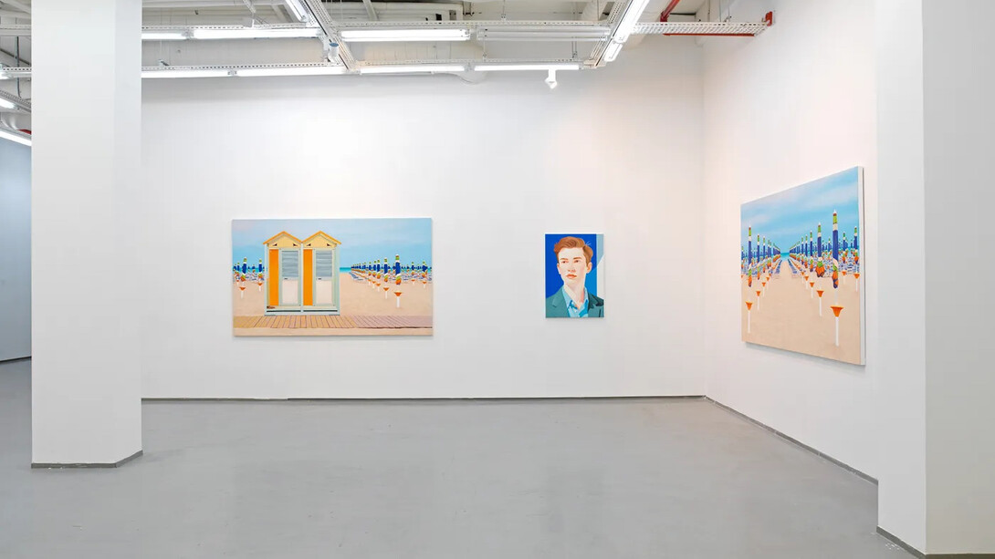 Özer Toraman, Silent dialogue, exhibition view. Courtesy of Pi Artworks