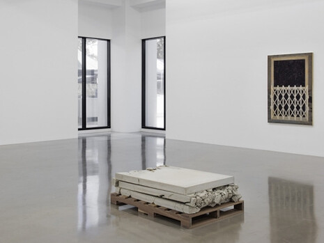 Analia Saban, Exhibition view. Courtesy of Sprüth Magers