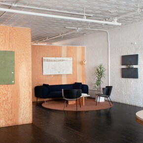 Exhibition View, Laura Naples, Clay Mahn, and Nicole Anastas, Cartouche, 2024. Courtesy of Uprise Art