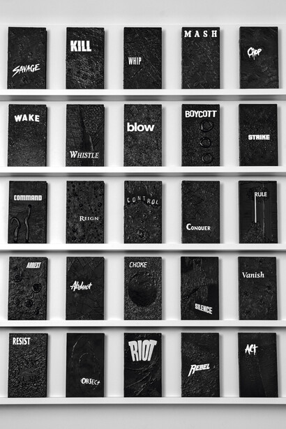 Candice Breitz, _I know you think I’m crazy, but I’m not, I’m not!_, 1938-2019 (extrait de Digest archive). Courtesy of BPS22