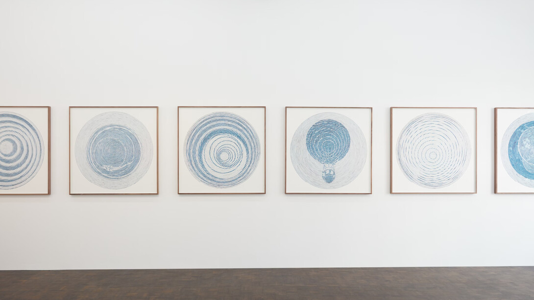 Evariste Richer, It’s gonna rain, vue de l'exposition. Avec l'aimable autorisation de Meessen