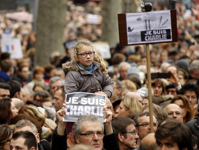 La manifestazione "Je suis Charlie" dopo l'attentato terroristico di Parigi del 2015