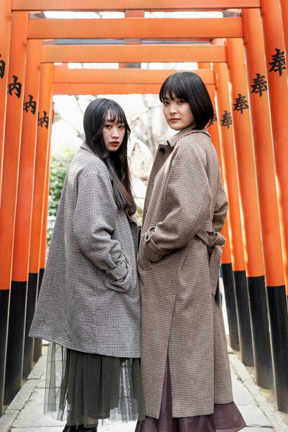 As more people began working in offices, factories, and schools, standardized Western-style uniforms became common