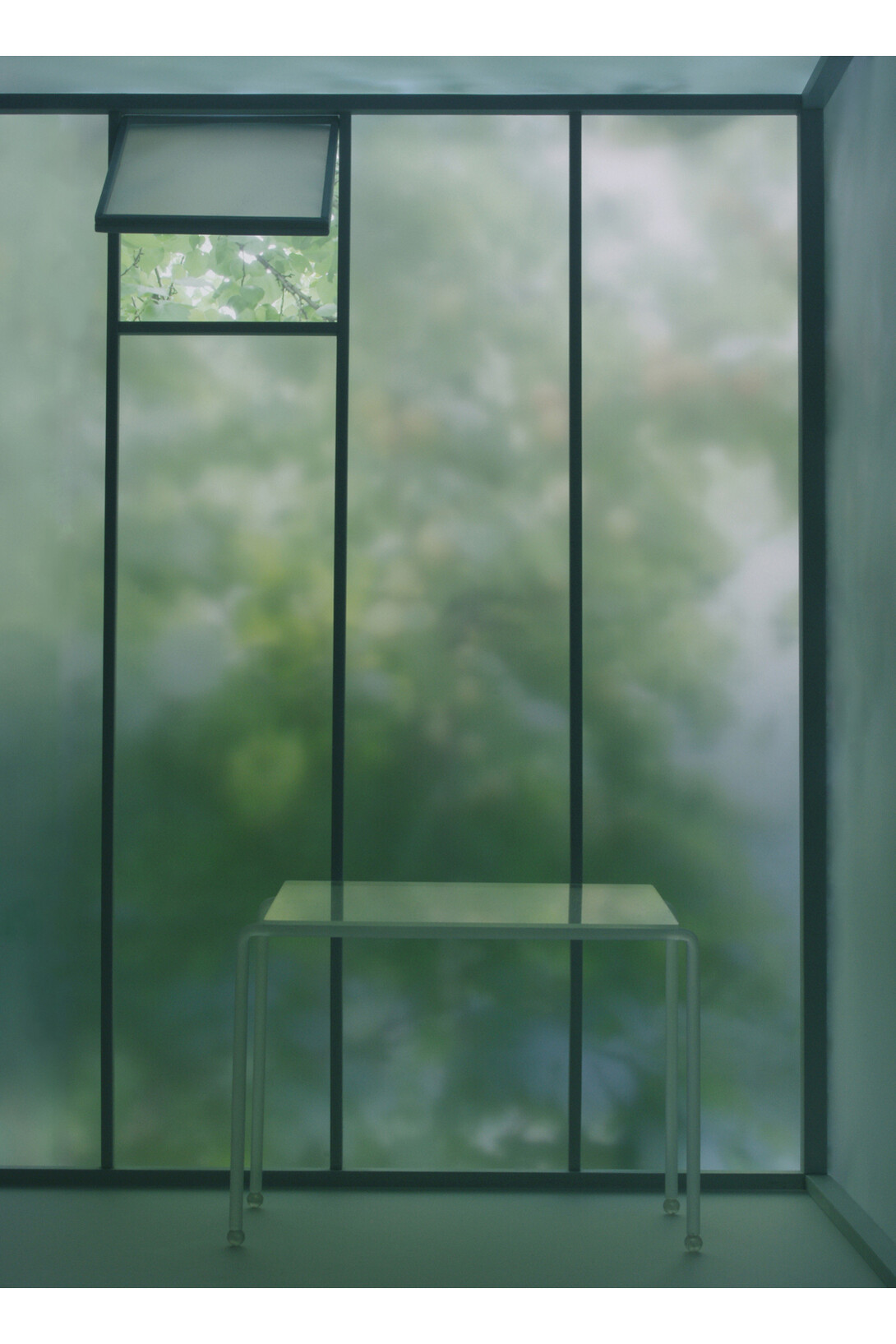 Mayumi Terada, printrolling table, 150902p, 2015, 56 x 40 cm, pigment inkjet print