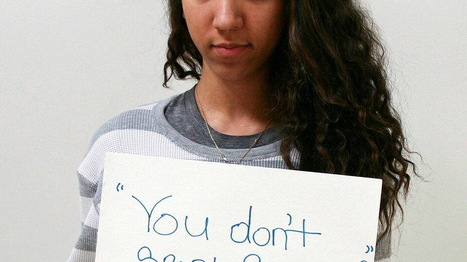 "¿No hablas español?". Fotografía de la colección de la estudiante coreano-americana Kiyun Kim
