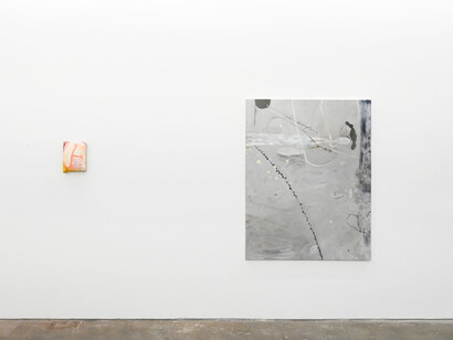 Vários artistas, Pintor convida pintor, vista da exposição. Cortesia da Kubikgallery