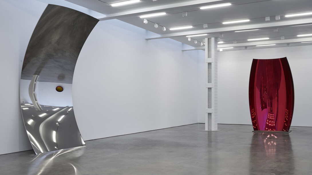 Anish Kapoor, exhibition view. Courtesy of Lisson Gallery