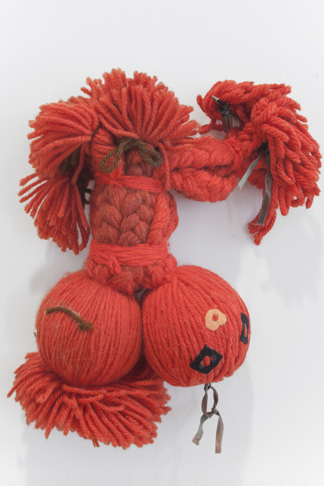 Mike Kelley, Manly Craft #4, 1989, Yarn animals, tied (octopus doll), 14 x 9 x 4 inches, 35.6 x 22.9 x 10.2 cm, © The Estate of Mike Kelley/Mike Kelley Foundation for the Arts, Courtesy Skarstedt