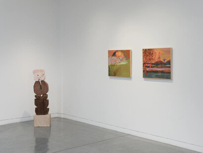Various artists, In bloom, exhibition view. Courtesy of Maybaum Gallery