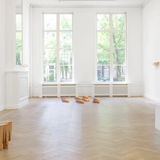 Lucy Skaer, Ingots and adaptations, exhibition view. Courtesy of GRIMM Gallery