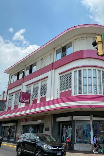 Francisco Llobet Matalonga fundó esta emblemática tienda comercial en el año de 1934. Foto: Luko Hilje