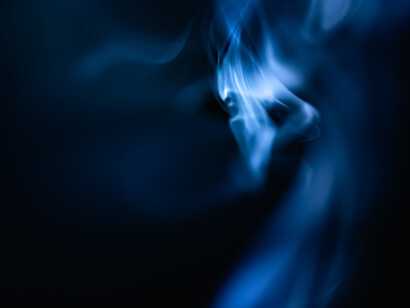 El azul es dominio de quimeras, de lo surreal y lo subrreal, donde medran los tigres azules de Borges