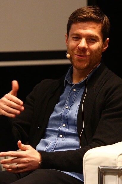 Ha giocato per alcuni dei club più prestigiosi al mondo, inclusi Real Sociedad, Liverpool, Real Madrid e Bayern Monaco, lasciando un segno importante in ognuno di essi. Foto Real Sociedad