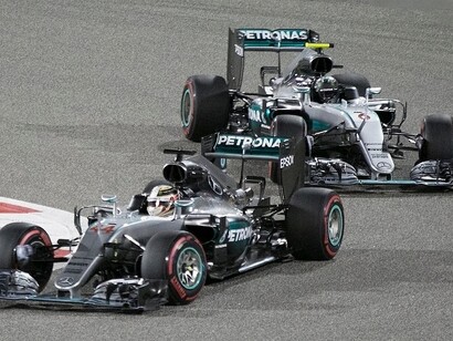 Rosberg and Hamilton 2016 al Gran Premio del Bahrain 