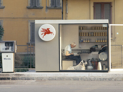 Luigi Ghirri. Courtesy of Jeu de Paume