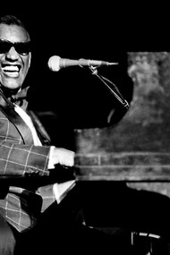 Ray Charles, sorriso contagiante é capturado vividamente nesta foto tirada em Richmond, Virginia.USA (Ph. Richard E. Aaron)