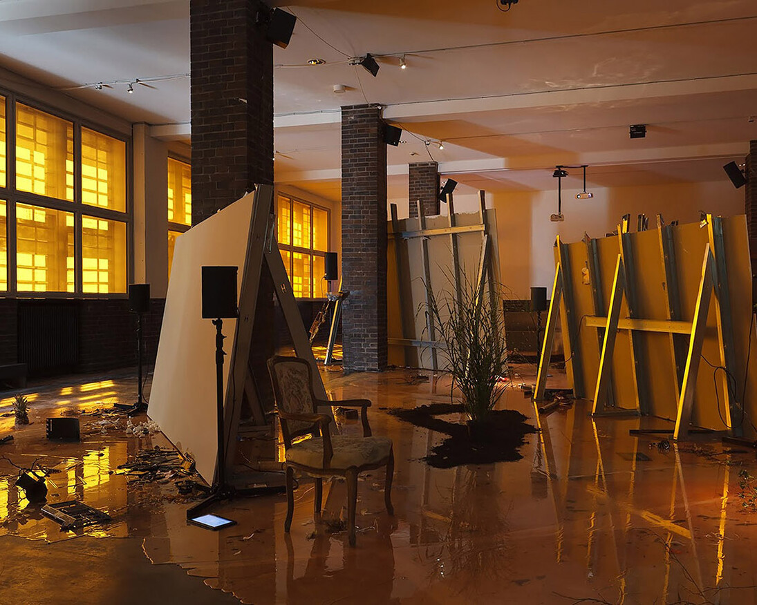 Clouds ⇄ Forests. Courtesy of Tretyakov Gallery