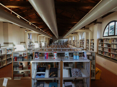 A Biblioteca delle Oblate é um espaço público inaugurado em maio de 2007