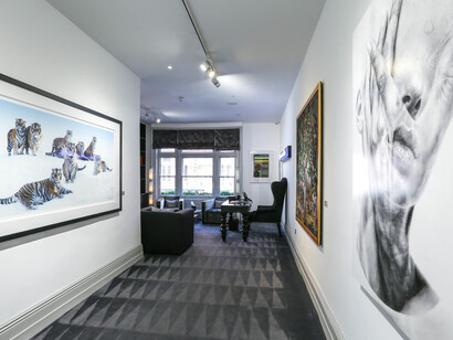 Summer Contemporary. Courtesy of Maddox Gallery