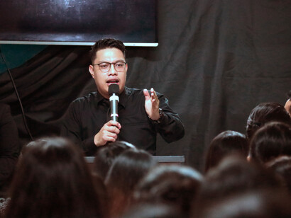 La costruzione del contesto è una attività complessa, che si svolge nel tempo e all’interno di un ambiente culturale che può eludere o censurare alcune domande, ritenute non ammissibili o non significative