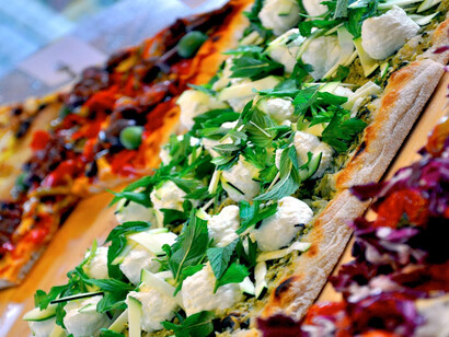 Pizzastücke für verschiedene Geschmäcker