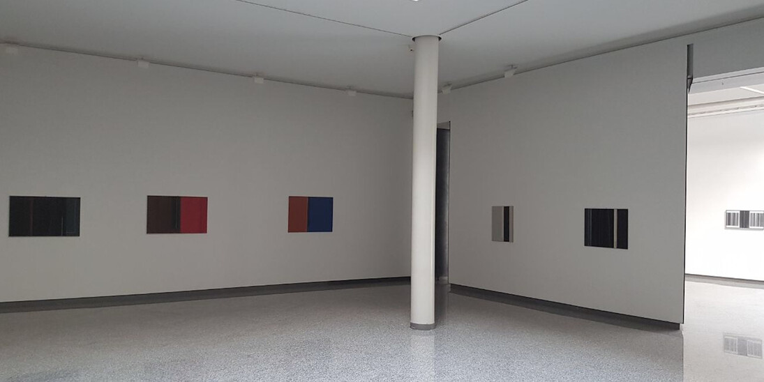 Luc Peire, Exhibition view. Courtesy of Lorenzelli Arte