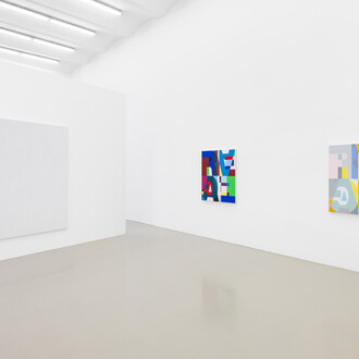 Ei Arakawa-Nash, Cologne of the Maghreb (Bodyphilia song). Heimo Zobernig, This not this, ausstellungsansicht. Mit freundlicher genehmigung der Galerie Meyer Kainer © Simon Veres