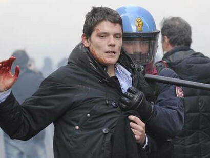 Violenza negli stadi