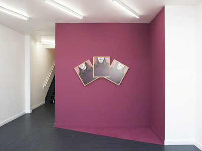 Slow Clap, Exhibition view. Courtesy of R/SF projects 