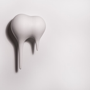 Jorge Palacios, Emerging Particle, 2023.
Edition 20,
Krion,
13.4 x 8.5 x 5.9 in (34.1 x 21.7 x 15 cm). Courtesy of the artist and Seizan Gallery New York