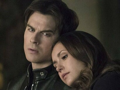 Cena da série The Vampire Diaries. Friends, Gossip Girl, The Vampire Diaries e Reign são as minhas séries favoritas de todos os tempos. Pode passar o tempo que for que sempre reassistirei alguma delas, em qualquer época do ano, vivo presa numa nostalgia para matar saudades e buscar conforto