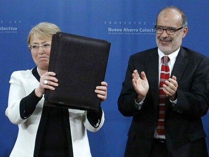 Con Valdés al presentar la reforma del sistema de pensiones