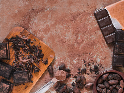 Du Pérou au onzième arrondissement
chaque fève choisie à la main porte un engagement juste et artisanal